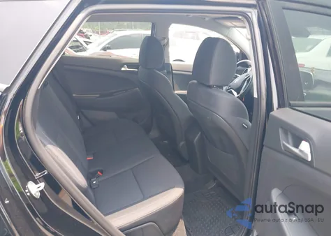 2020 Hyundai Tucson Value z USA, uszkodzony, nr VIN KM8J3CA40LU207298